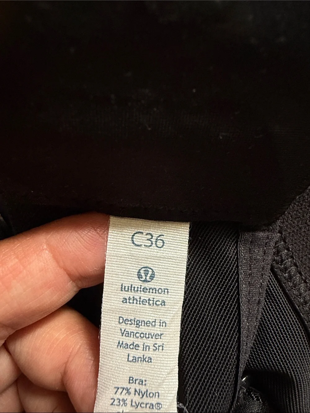 🌟lululemon athletica 🌟Black Wireless Support Crop Sports Bra C36